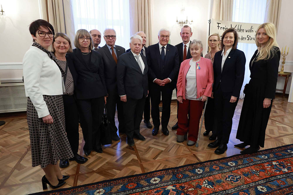 Delegation aus Gdańsk zu Besuch beim Bundespräsident im Schloss Bellevue